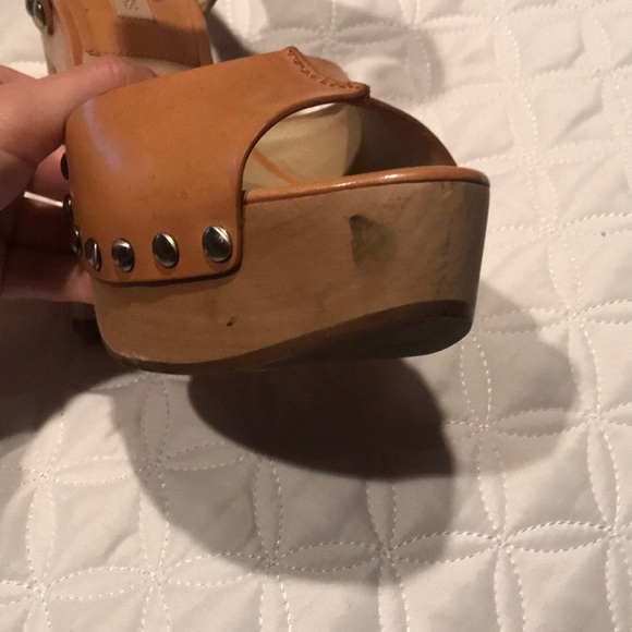 Micheal Kors leather platform sandals - Picture 4 of 8